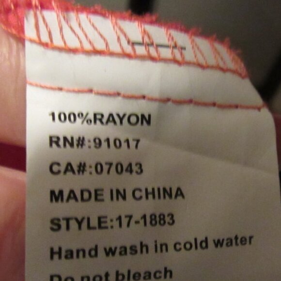 Women's LUNA MOON Party Blouse.  Size Medium. Pink. - Picture 11 of 11